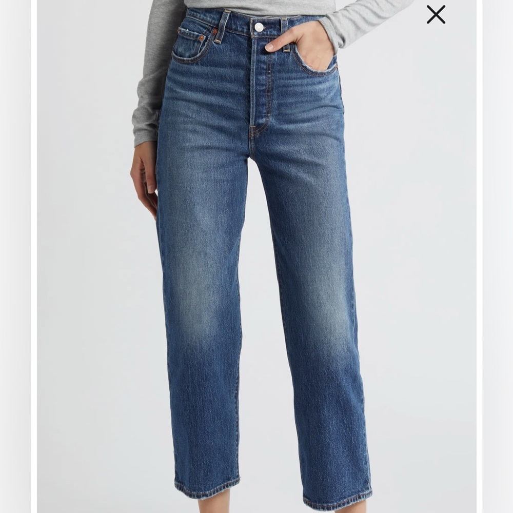 Levi’s Ribcage High Waist Ankle Straight Jeans